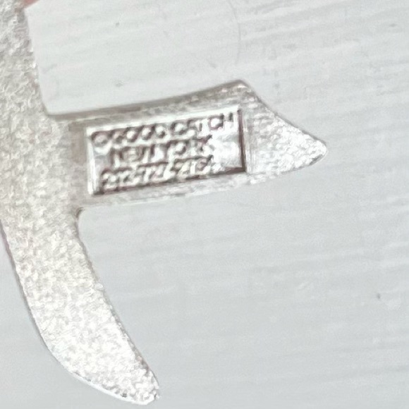 Breast Cancer Awareness Pins Pink Enamel And Brushed Gold Pink Rhinestones Two - Picture 5 of 6